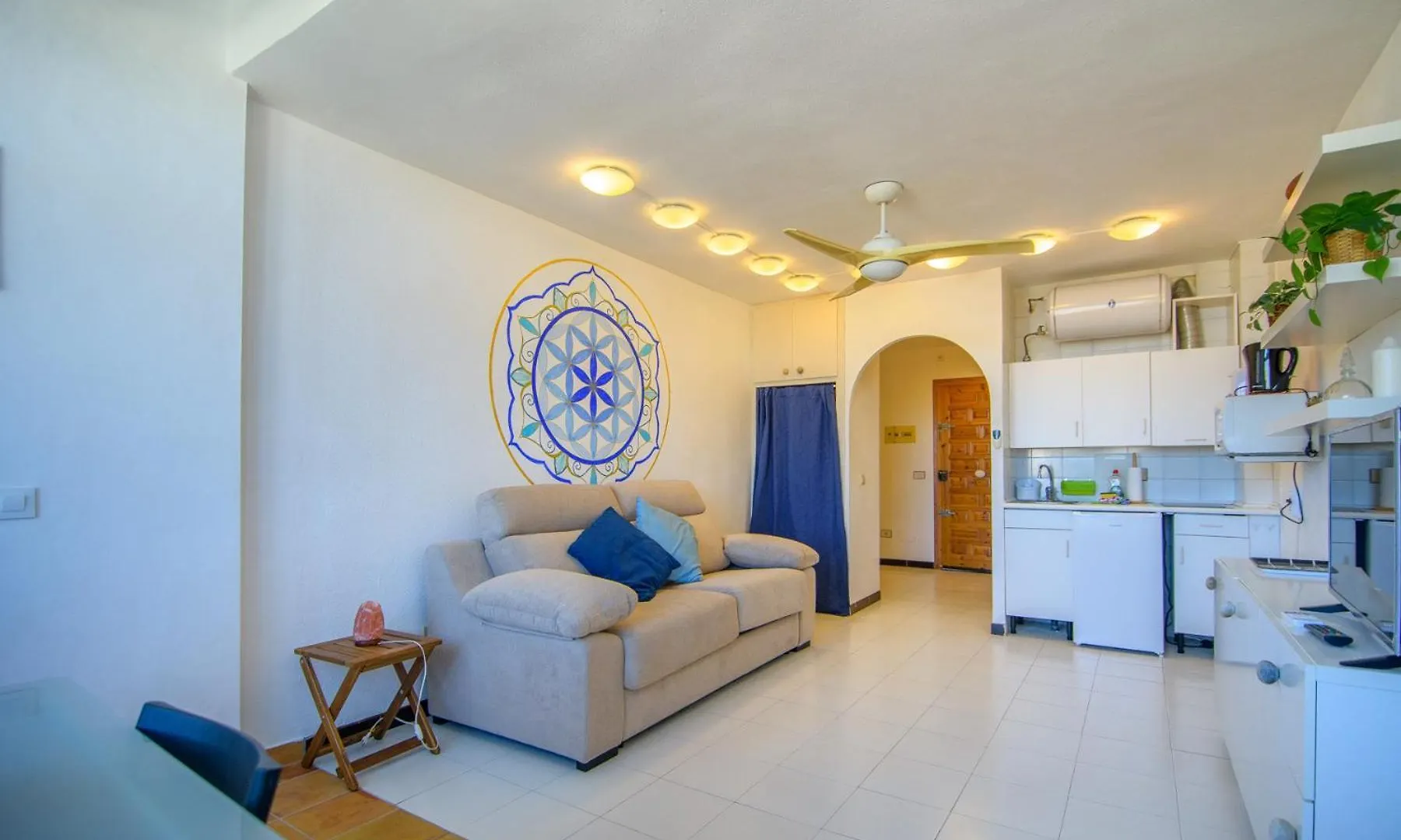 Natura Mediterranea 207 Estudio Naturista Primera Linea 0*, L'Île-Rousse İspanya